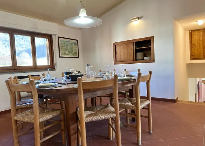 Casa Hydrangea Con Piscina E Giardino Feriehus Bagni di Lucca