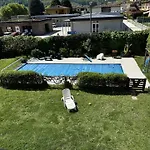 Casa Hydrangea Con Piscina E Giardino Casa de Férias *