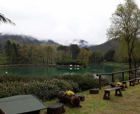 Vakantiehuis Casa Hydrangea Con Piscina E Giardino