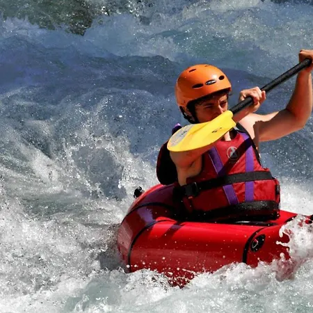 Holiday home Casa Hydrangea Con Piscina E Giardino Bagni di Lucca