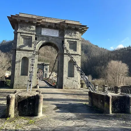 Vakantiehuis Casa Hydrangea Con Piscina E Giardino Bagni di Lucca
