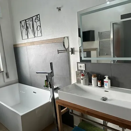 Casa Hydrangea Con Piscina E Giardino Bagni di Lucca