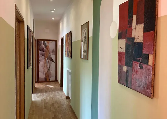 בית נופש Casa Hydrangea Con Piscina E Giardino באניי די לוקה