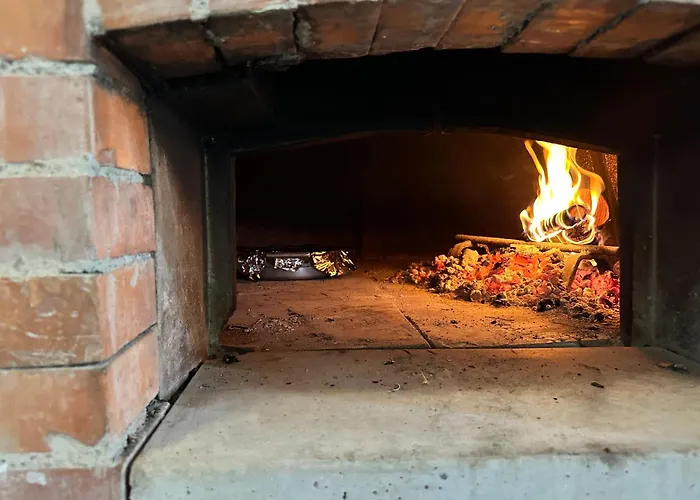 Casa Hydrangea Con Piscina E Giardino * באניי די לוקה