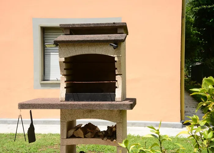Casa vacanze Casa Hydrangea Con Piscina E Giardino Bagni di Lucca
