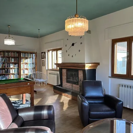 Casa Hydrangea Con Piscina E Giardino بيت للعطل باني دي لوكا
