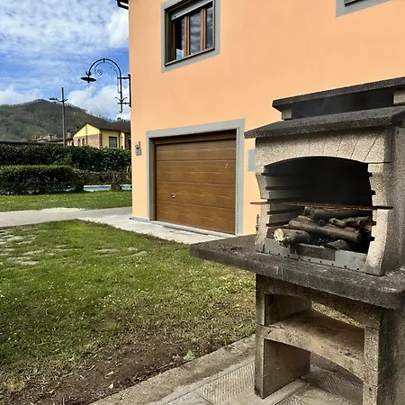 Casa Hydrangea Con Piscina E Giardino بيت للعطل *