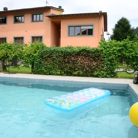 Casa Hydrangea Con Piscina E Giardino بيت للعطل باني دي لوكا